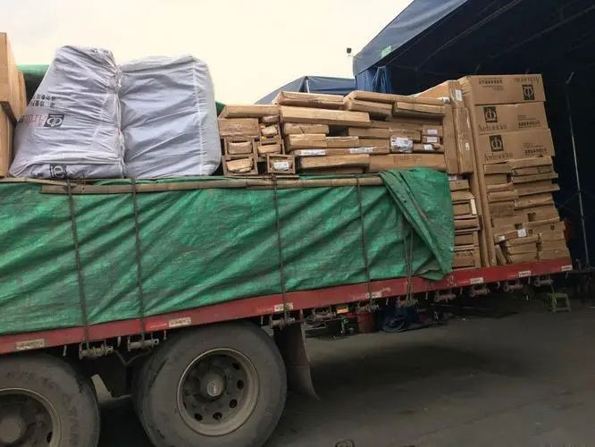 和龙家具托运